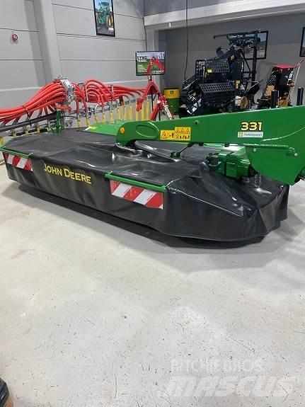 John Deere 331C 芝刈り機