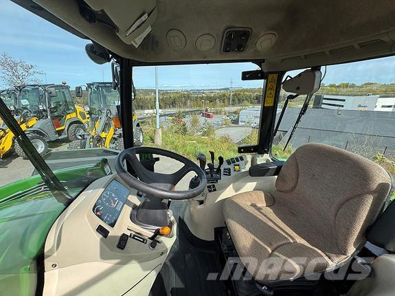 John Deere 3720 トラクター