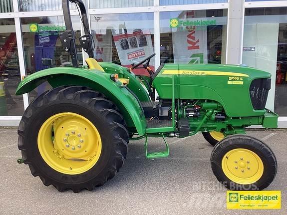John Deere 5055E トラクター