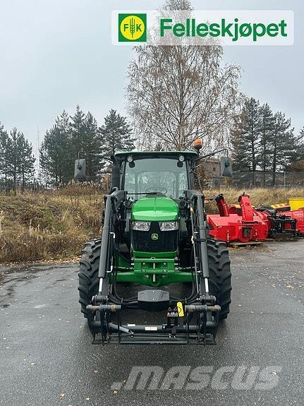 John Deere 5067E トラクター