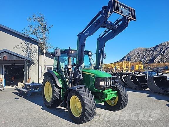 John Deere 5100 R トラクター