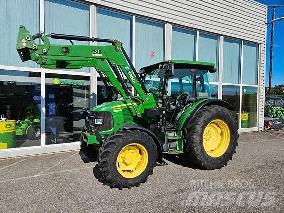 John Deere 5100R トラクター