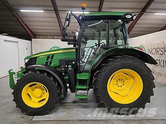 John Deere 5100R トラクター