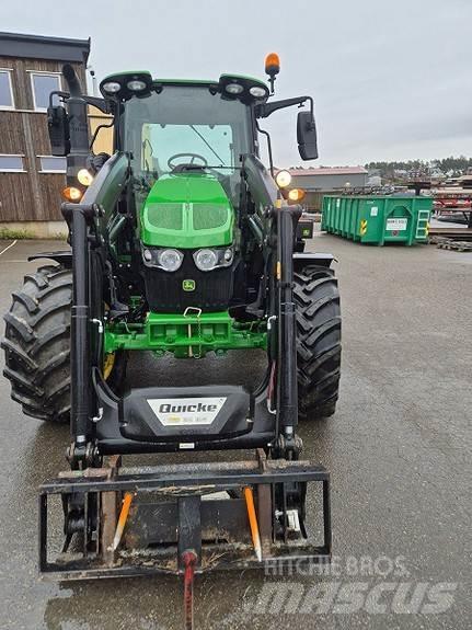 John Deere 6100M トラクター