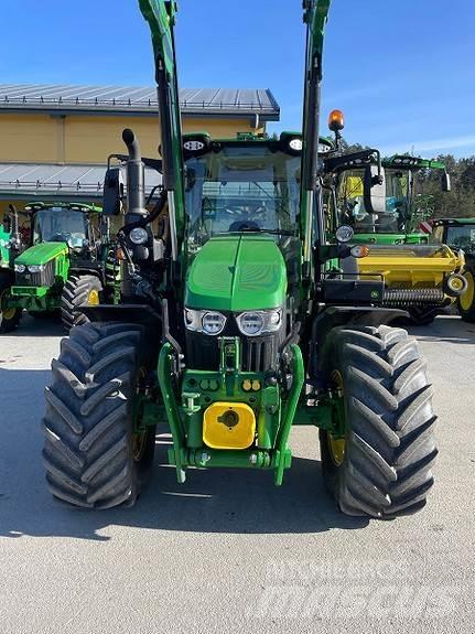 John Deere 6120M トラクター