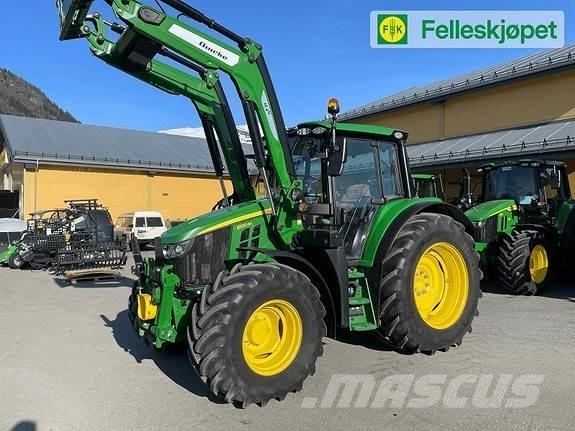 John Deere 6120M トラクター