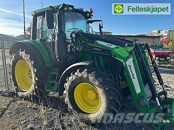John Deere 6120M トラクター