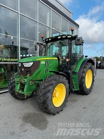 John Deere 6125R トラクター