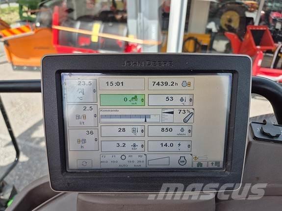 John Deere 6125R トラクター