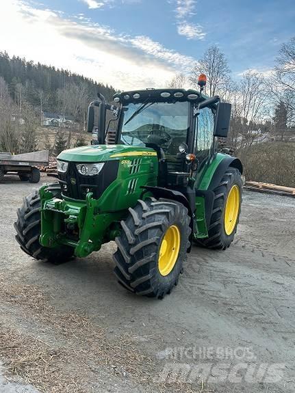 John Deere 6130R トラクター