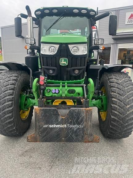 John Deere 6155R トラクター