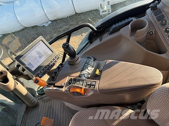 John Deere 6155R トラクター