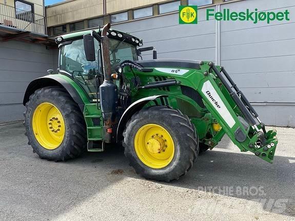 John Deere 6215R トラクター