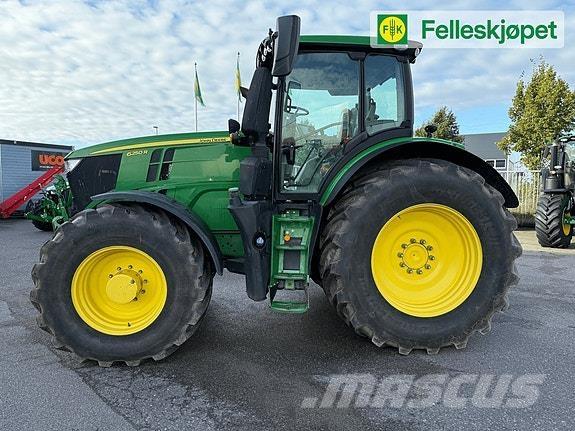 John Deere 6250R トラクター