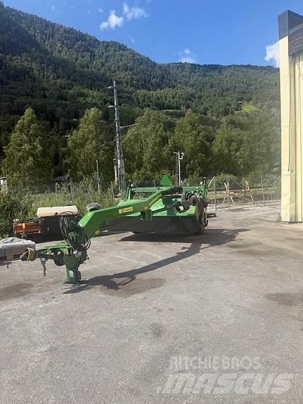 John Deere 630 その他飼料収穫設備