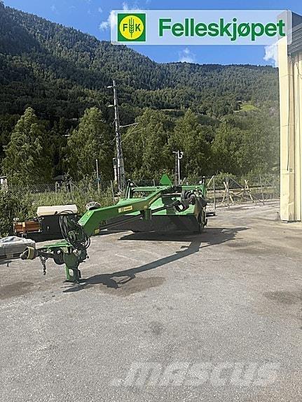 John Deere 630 その他飼料収穫設備