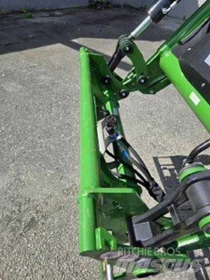 John Deere 6R 150 トラクター