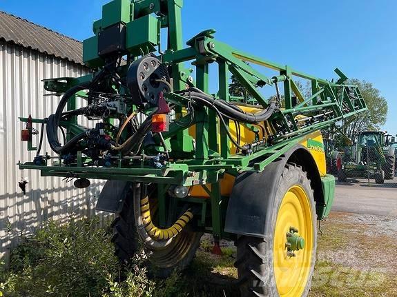 John Deere 740i 自走式噴霧器