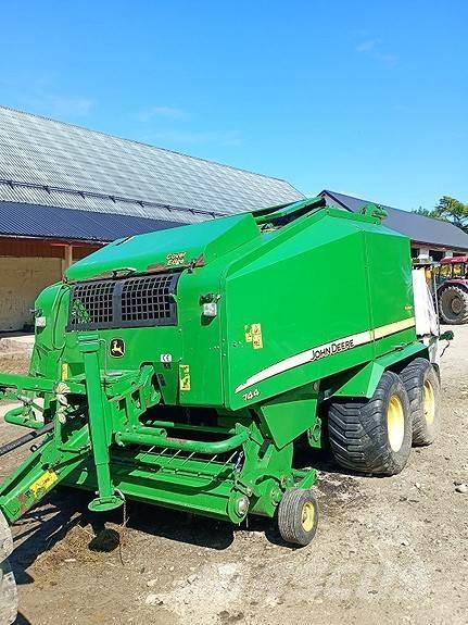 John Deere 744 ラウンドベーラー
