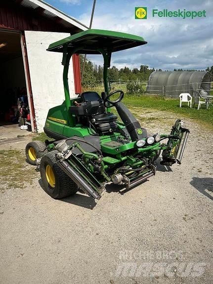 John Deere 7500A グランド整備機械-その他