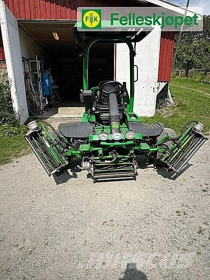 John Deere 7500A グランド整備機械-その他