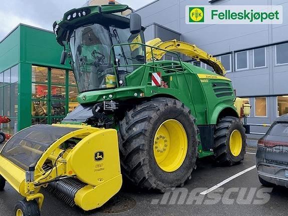John Deere 8400 ウィンドローア/レーキ