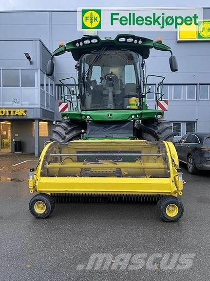 John Deere 8400 ウィンドローア/レーキ