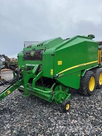John Deere C440R ラウンドベーラー