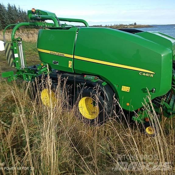 John Deere C441R ラウンドベーラー