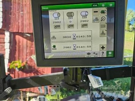 John Deere C441R ラウンドベーラー