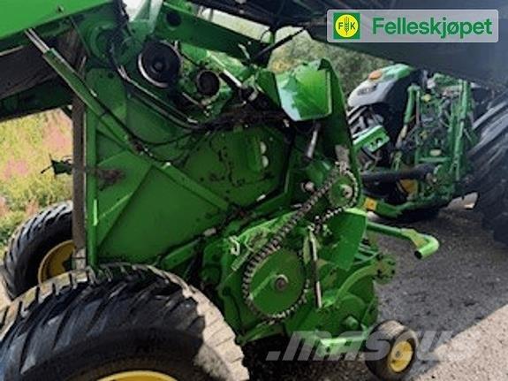 John Deere F440R ラウンドベーラー