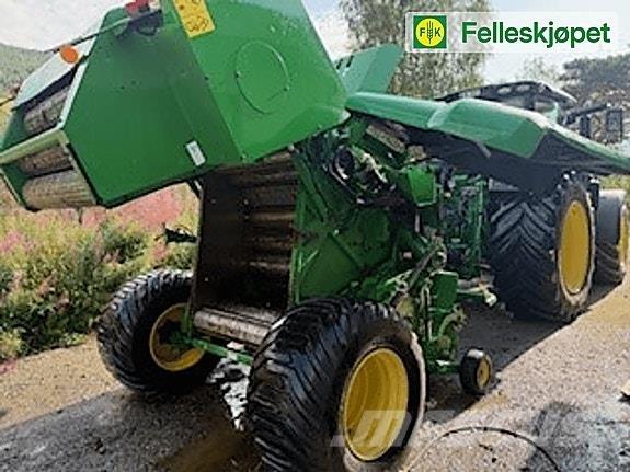 John Deere F440R ラウンドベーラー