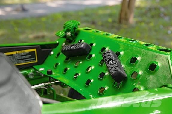 John Deere Z950R グランド整備機械-その他