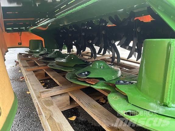 Krone EC F320CV ウィンドローア/レーキ