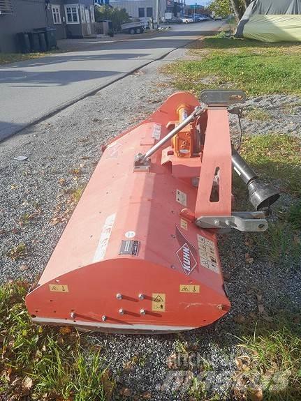 Kuhn BKE 180 その他飼料収穫設備