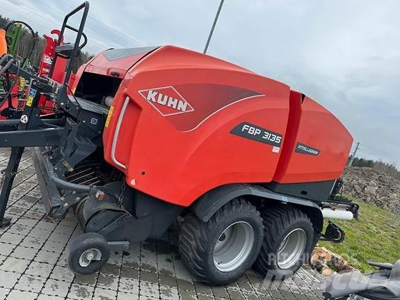 Kuhn FBP 3135 ラウンドベーラー