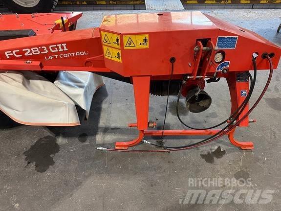 Kuhn GA283 GII-FF その他飼料収穫設備
