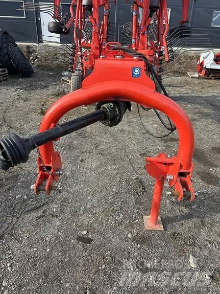 Kuhn GA7501 ウィンドローア/レーキ