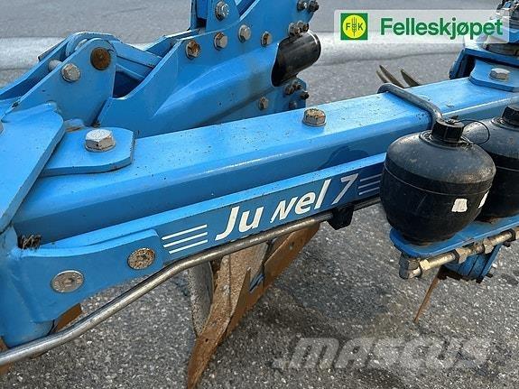 Lemken Juwel 7M リバーシブルプラウ