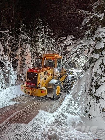 Ljungby  ホイールローダー・タイヤショベル