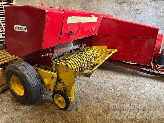 New Holland 276 ラウンドベーラー