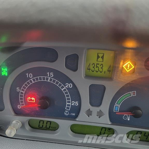 New Holland T6040 トラクター