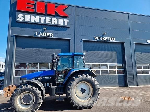 New Holland TM165 トラクター