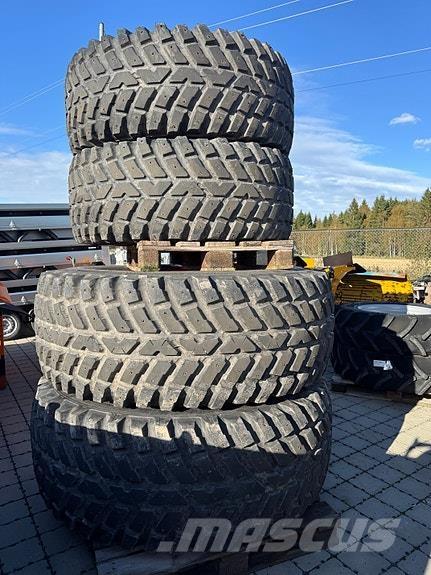 Nokian TRI 2 その他道路と除雪の機械