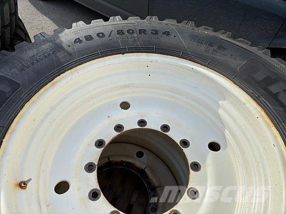 Nokian TRI 2 その他道路と除雪の機械