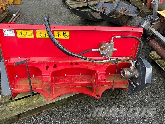 Norcar Sandstrøer 砂と塩撒き専用車