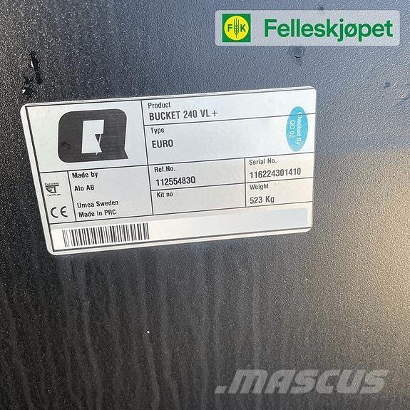 Quicke 240VL+ その他道路と除雪の機械