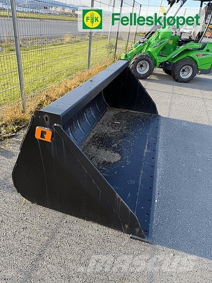 Quicke GM+ 240 農業機械 -　その他