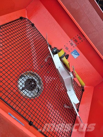 Rauch MDS ミネラル散布機