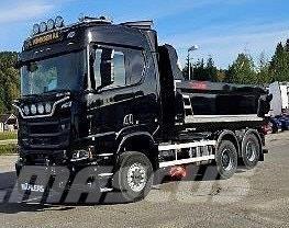 Scania R560 6x4 ダンプ